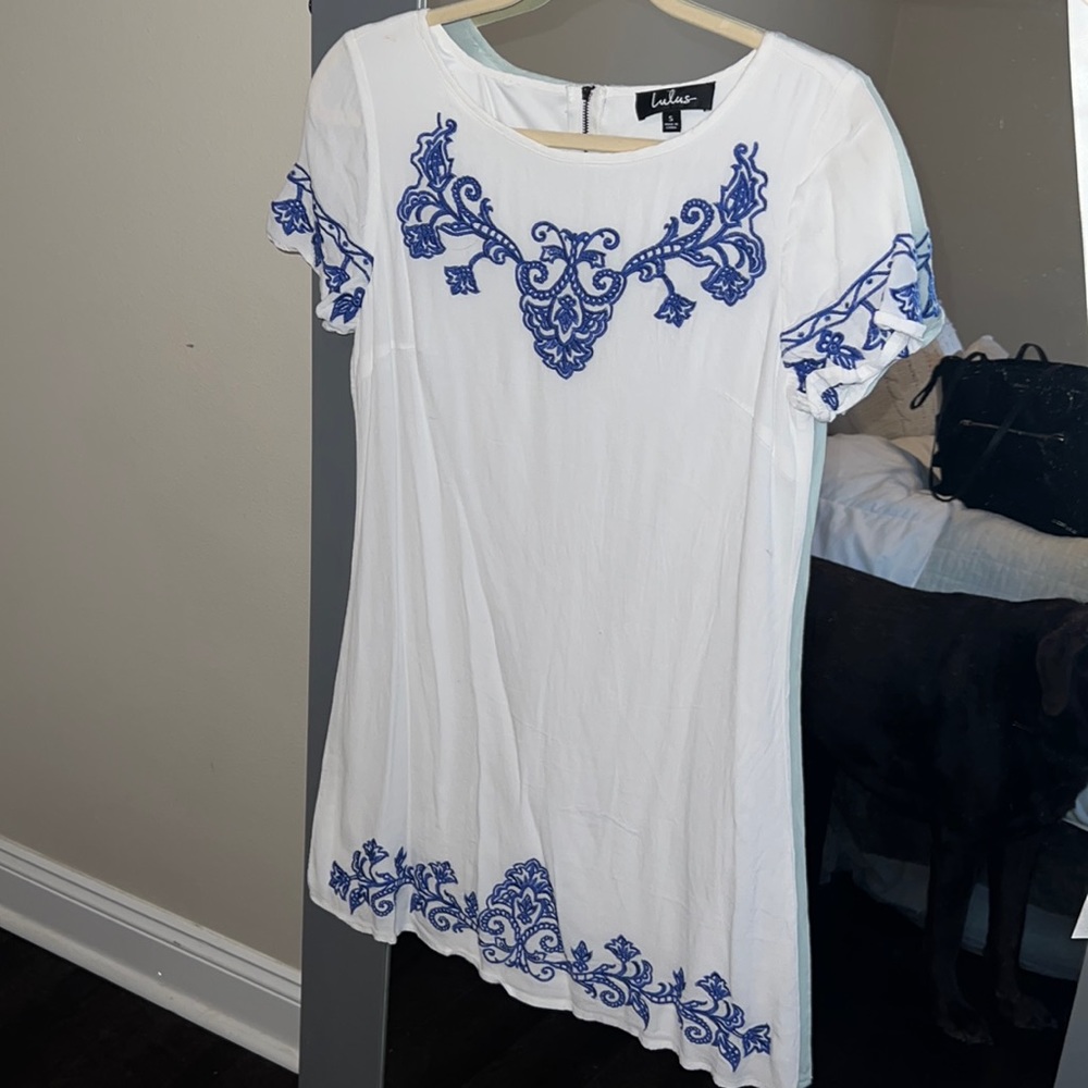 Lulu's Embroidered Dress- MOVING, make an offer!